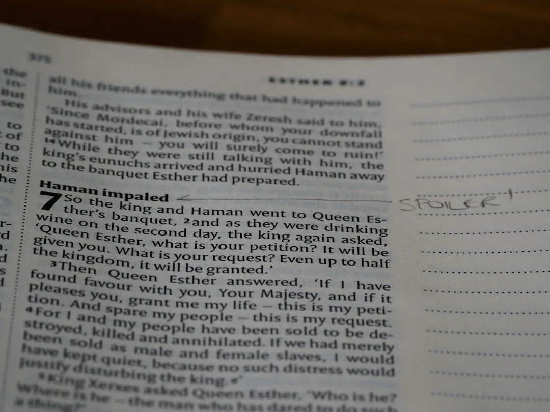 Hemingway Editor Review - Simple but Powerful Writing Tool