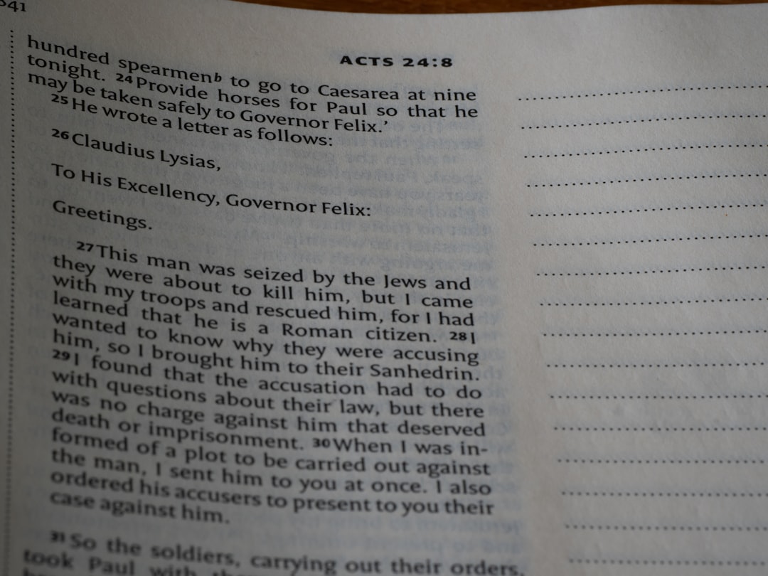 Into vs In To: The Complete Usage Guide With 20+ Examples