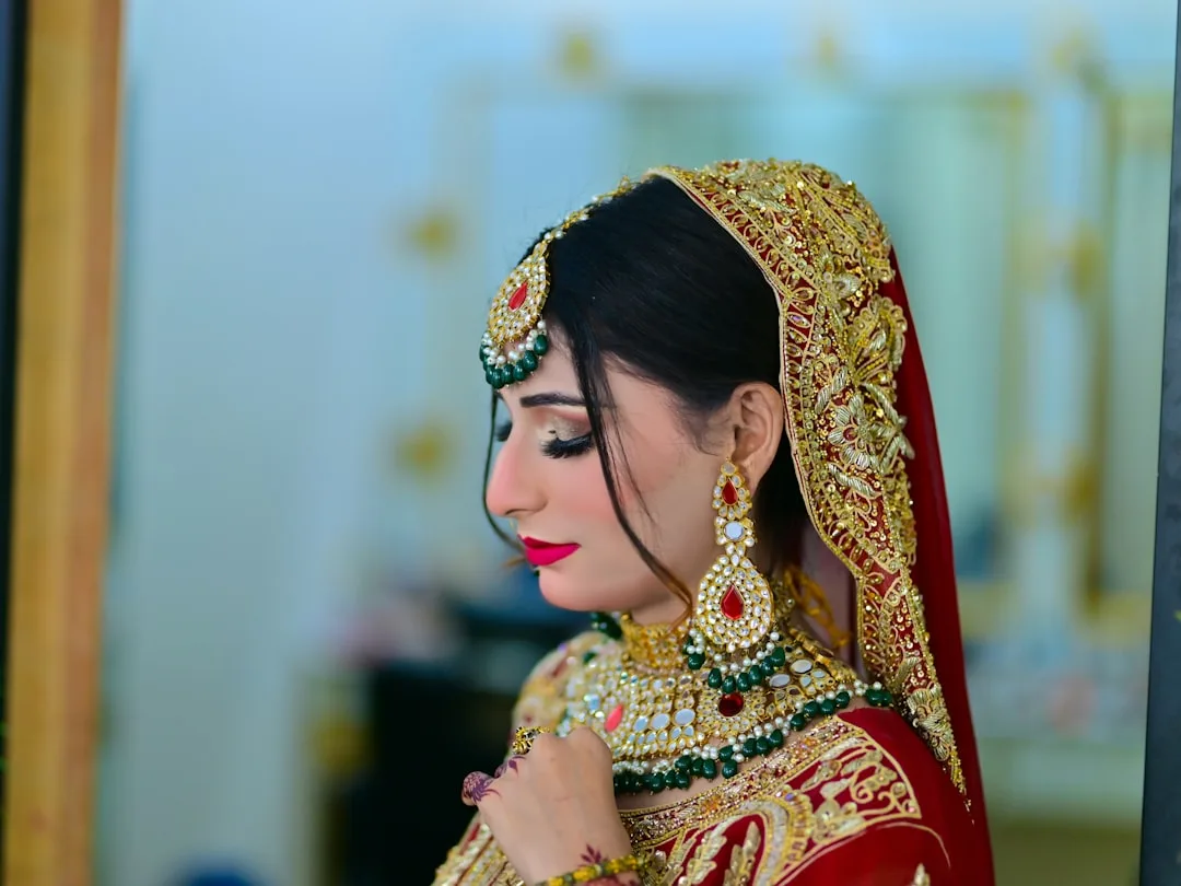 Urdu in Pakistan, India, and the Diaspora Reference