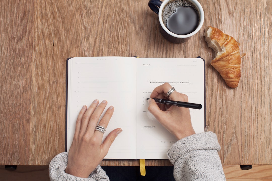 How to Write a Proposal Cover Letter That Wins the Work